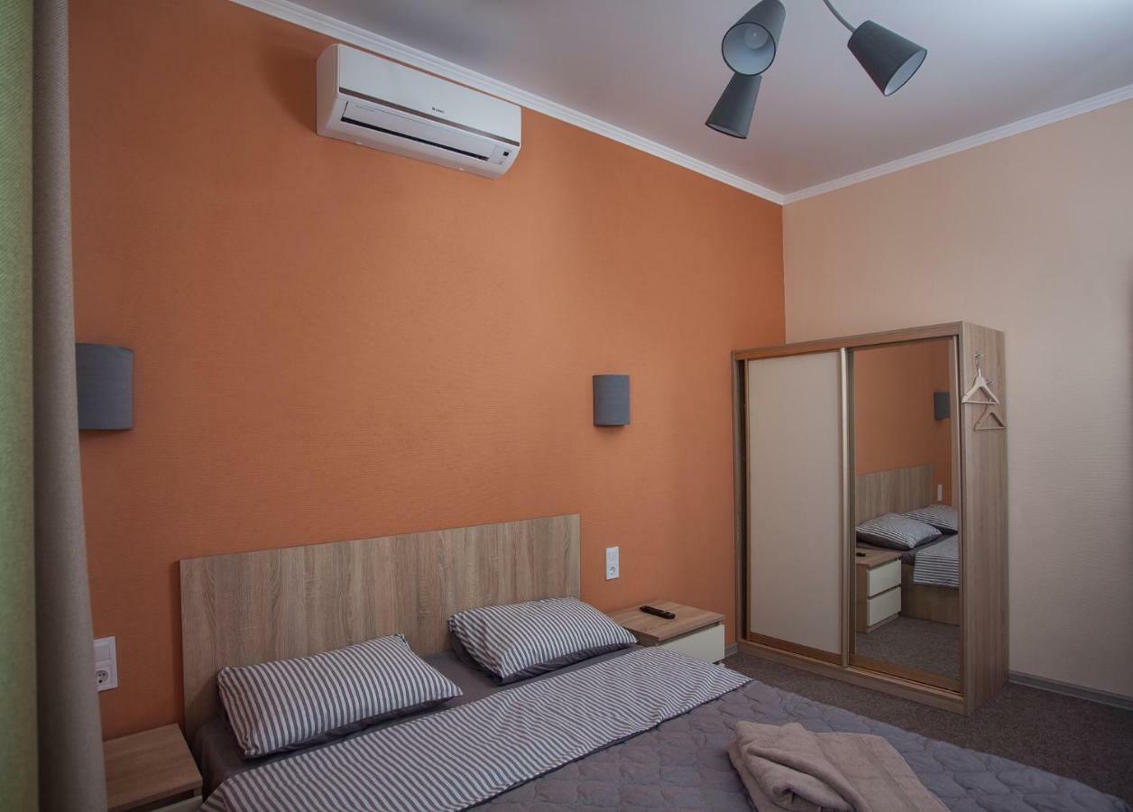 Fanfan Hotel โอเดสซา ภายนอก รูปภาพ